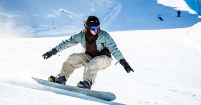 Jak ubrać się na snowboard, aby uniknąć zimna i dyskomfortu